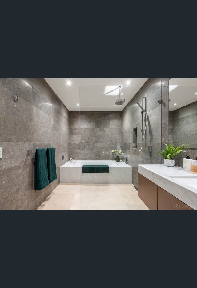 65 Molesworth Street, Kew