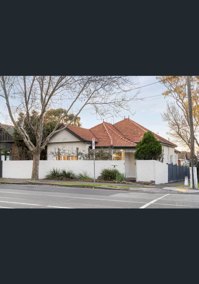 699 Malvern Road, Toorak