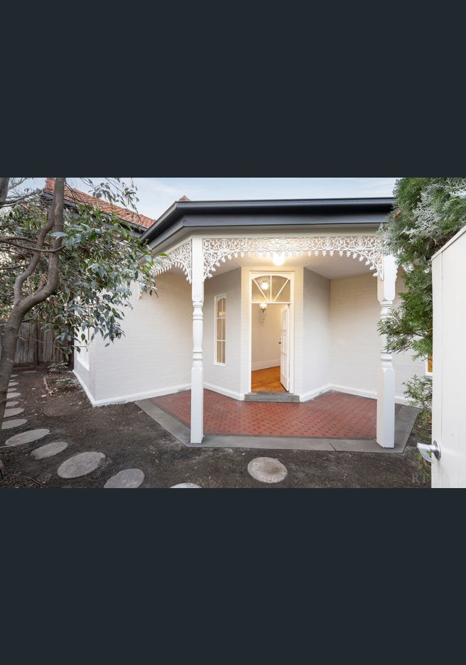 699 Malvern Road, Toorak