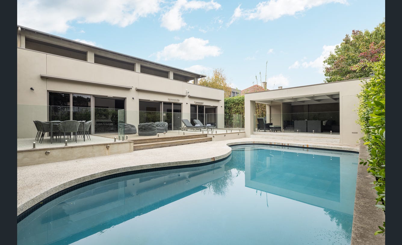 6 Hampden Road, Armadale