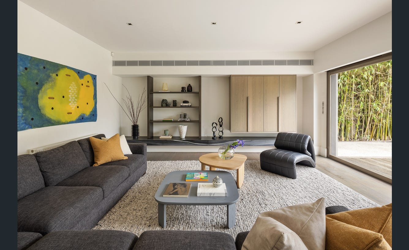 6 Hampden Road, Armadale
