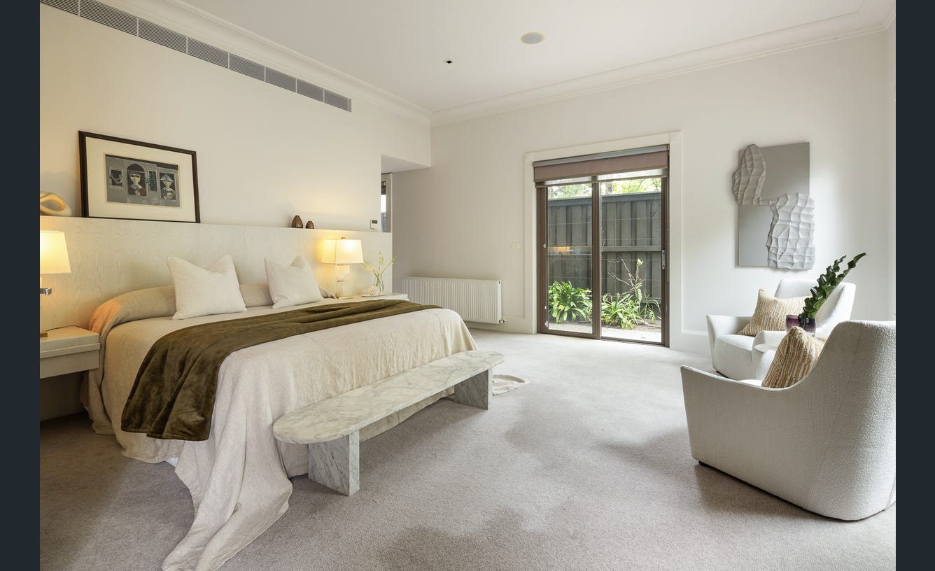 6 Hampden Road, Armadale
