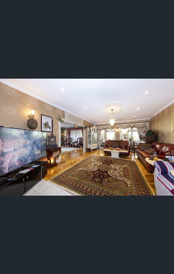 722 Warrigal Road, Malvern East