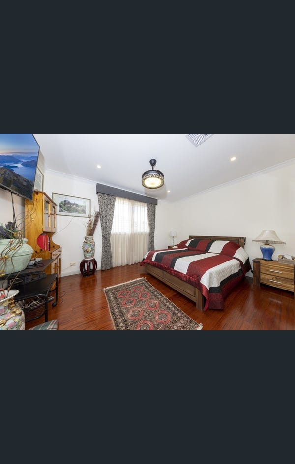 722 Warrigal Road, Malvern East