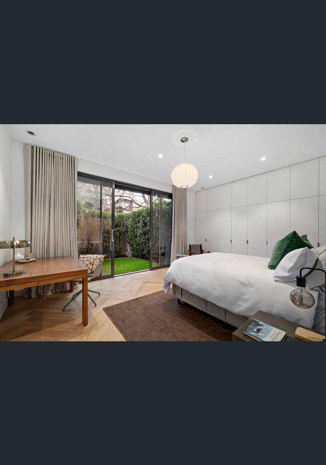 7A Monomeath Avenue, Toorak