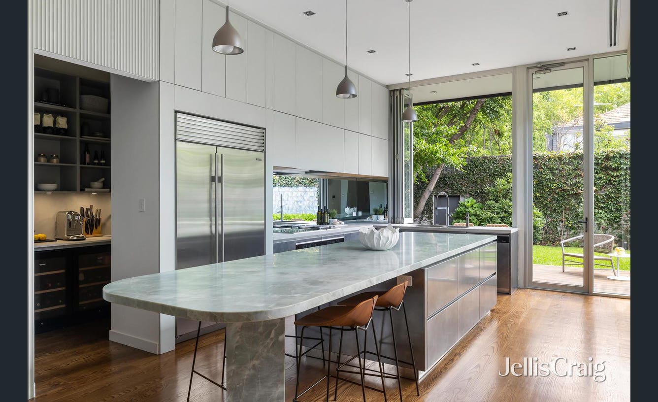 7 Anderson Street, Malvern East