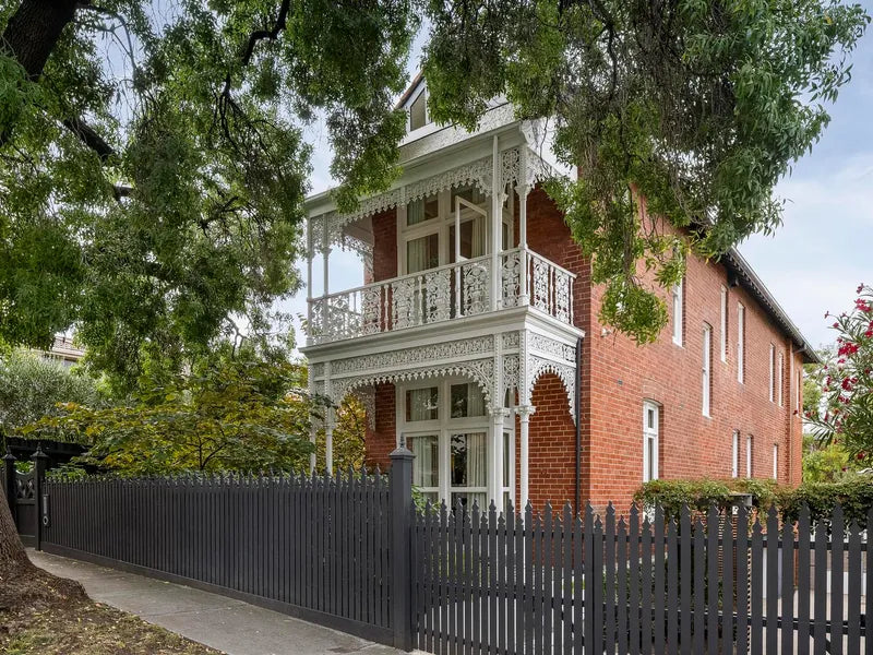7 Gordon Grove, South Yarra