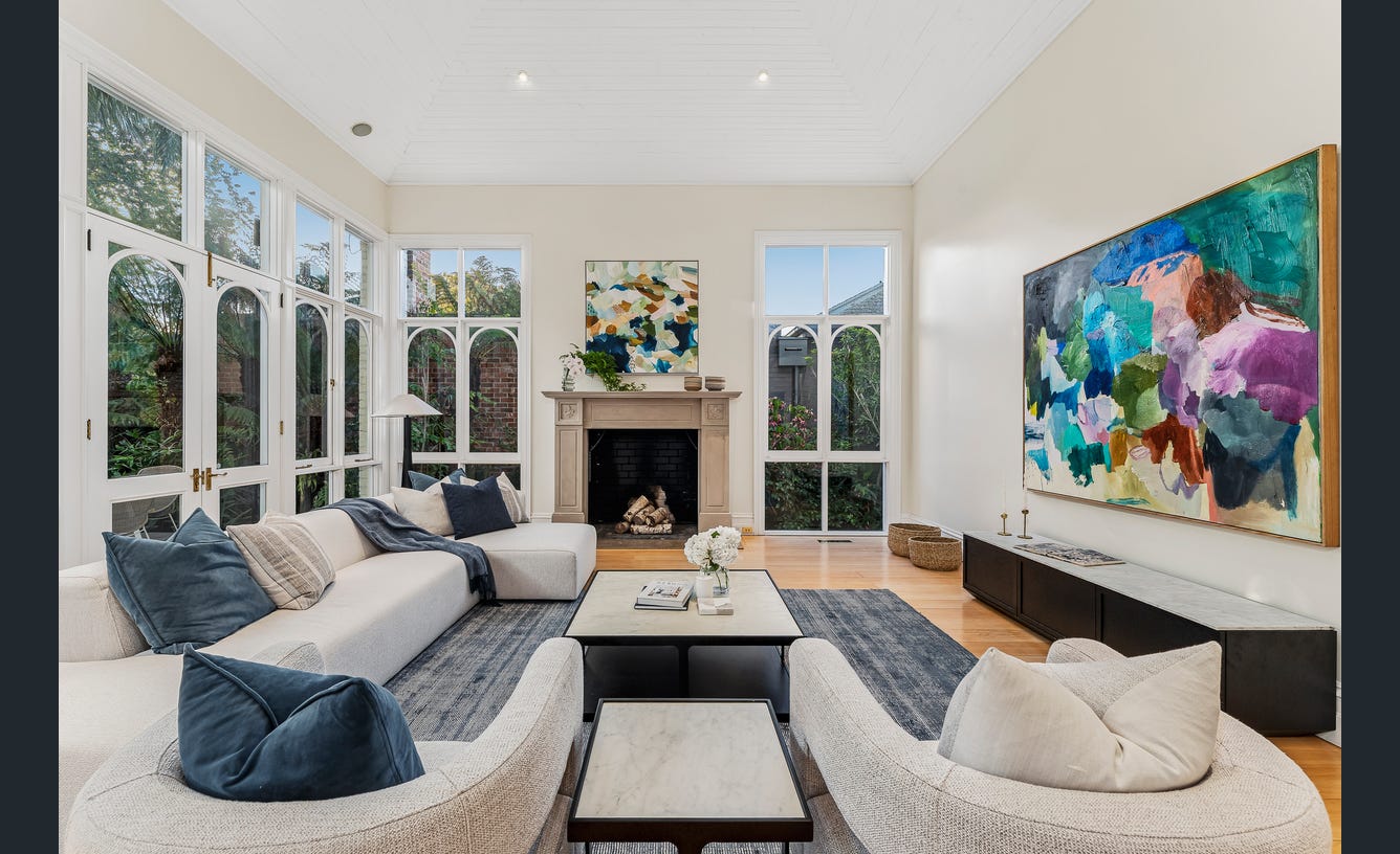 7 Hawksburn Road, South Yarra
