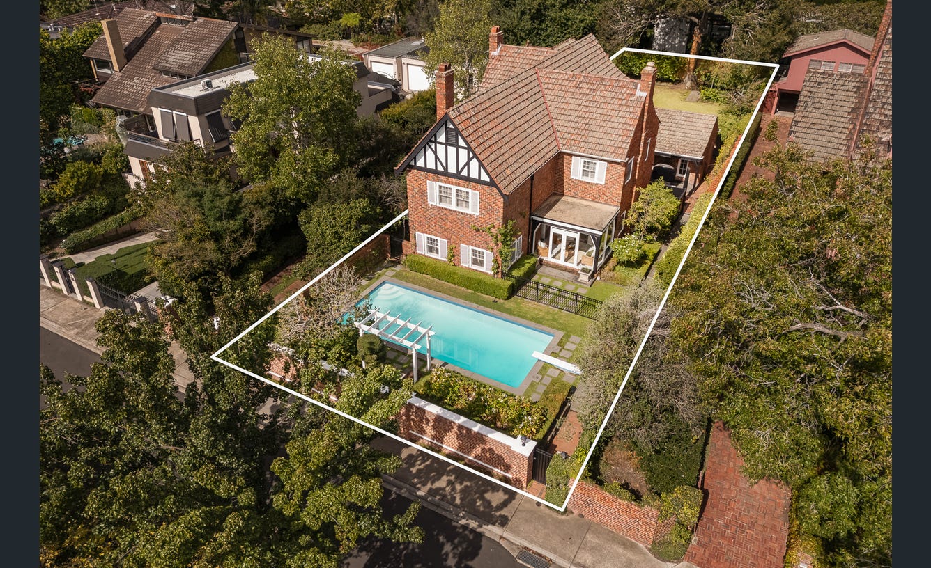 7 Russell Street, Toorak
