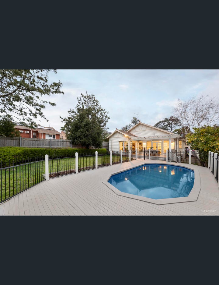 7 Woodburn Road, Hawthorn