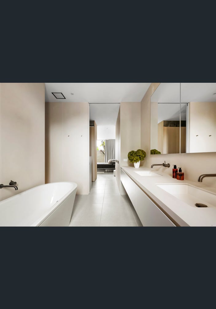 8A Wattletree Road, Armadale