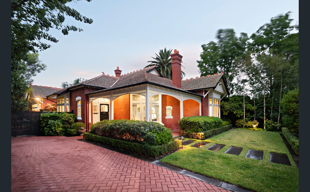 8 Beaver Street, Malvern East