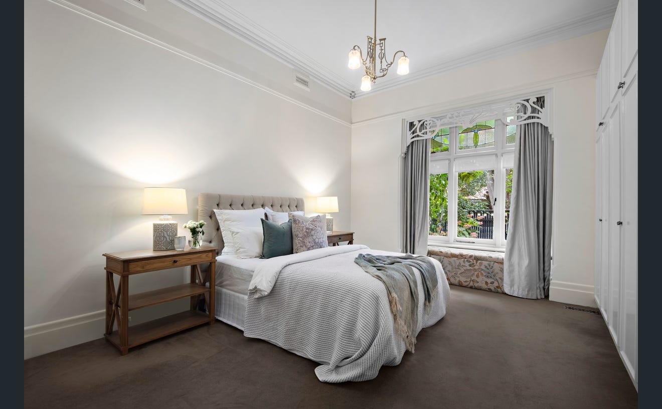 8 Beaver Street, Malvern East