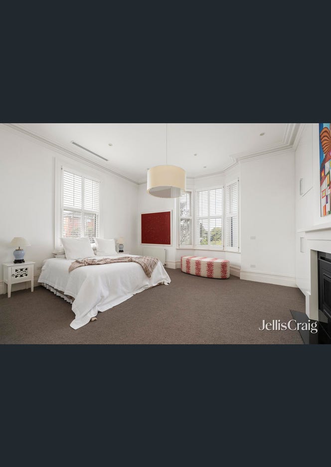 8 Calvin Street, Hawthorn