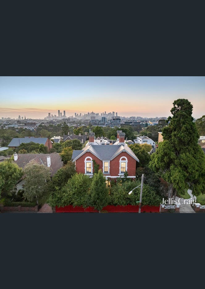 8 Calvin Street, Hawthorn