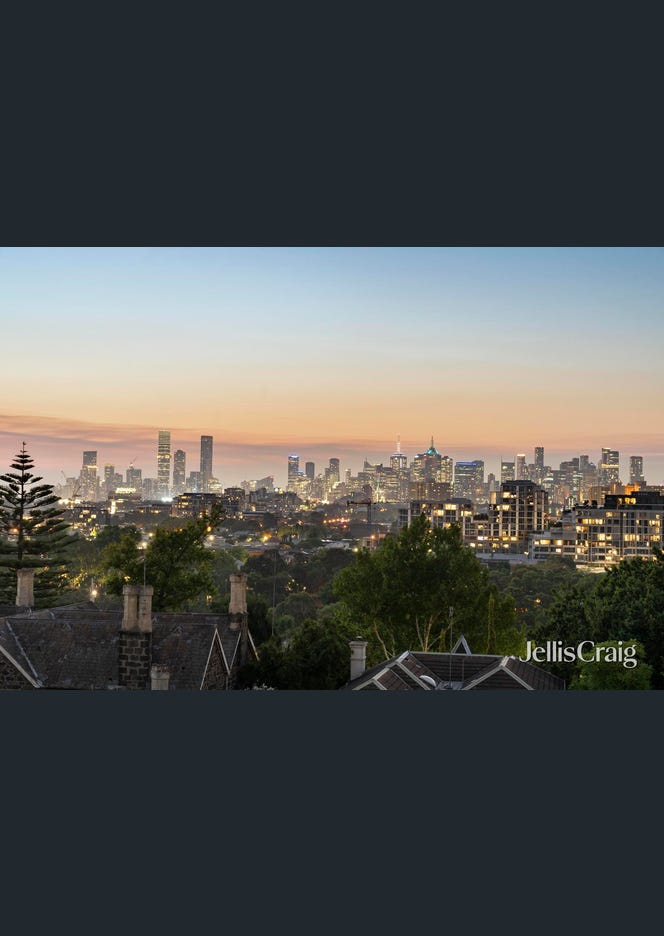 8 Calvin Street, Hawthorn