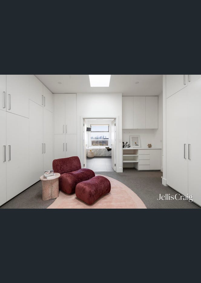 8 Calvin Street, Hawthorn