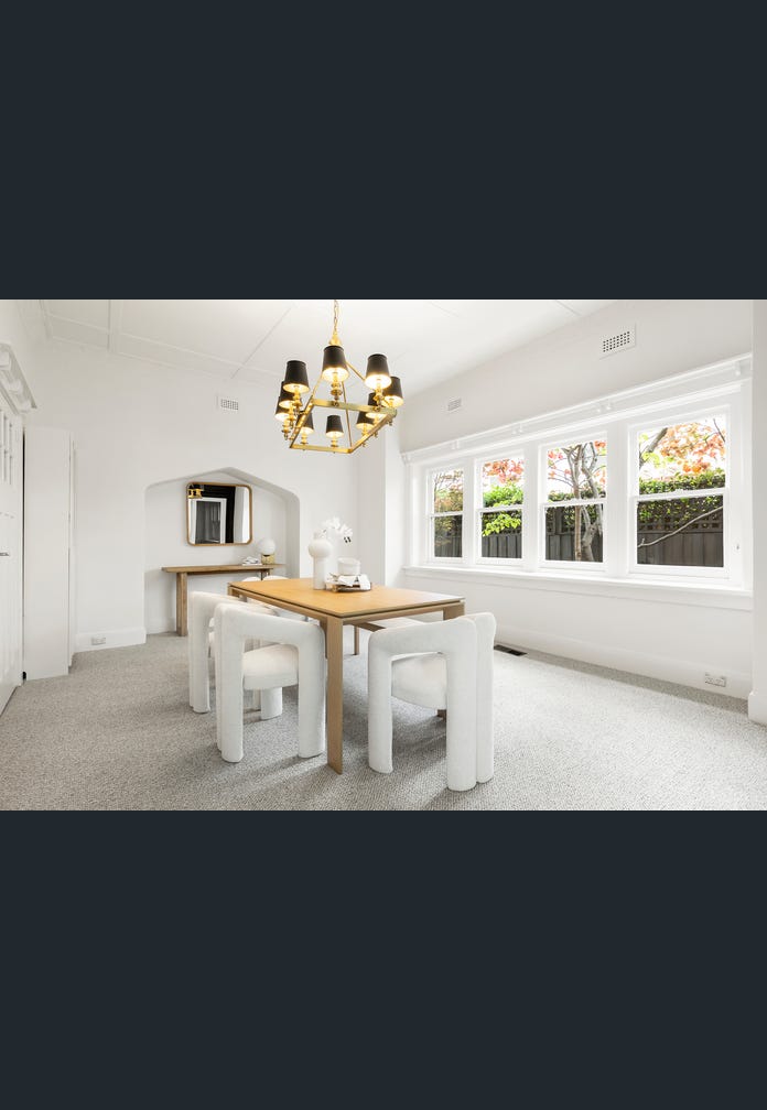 8 Warra Street, Toorak