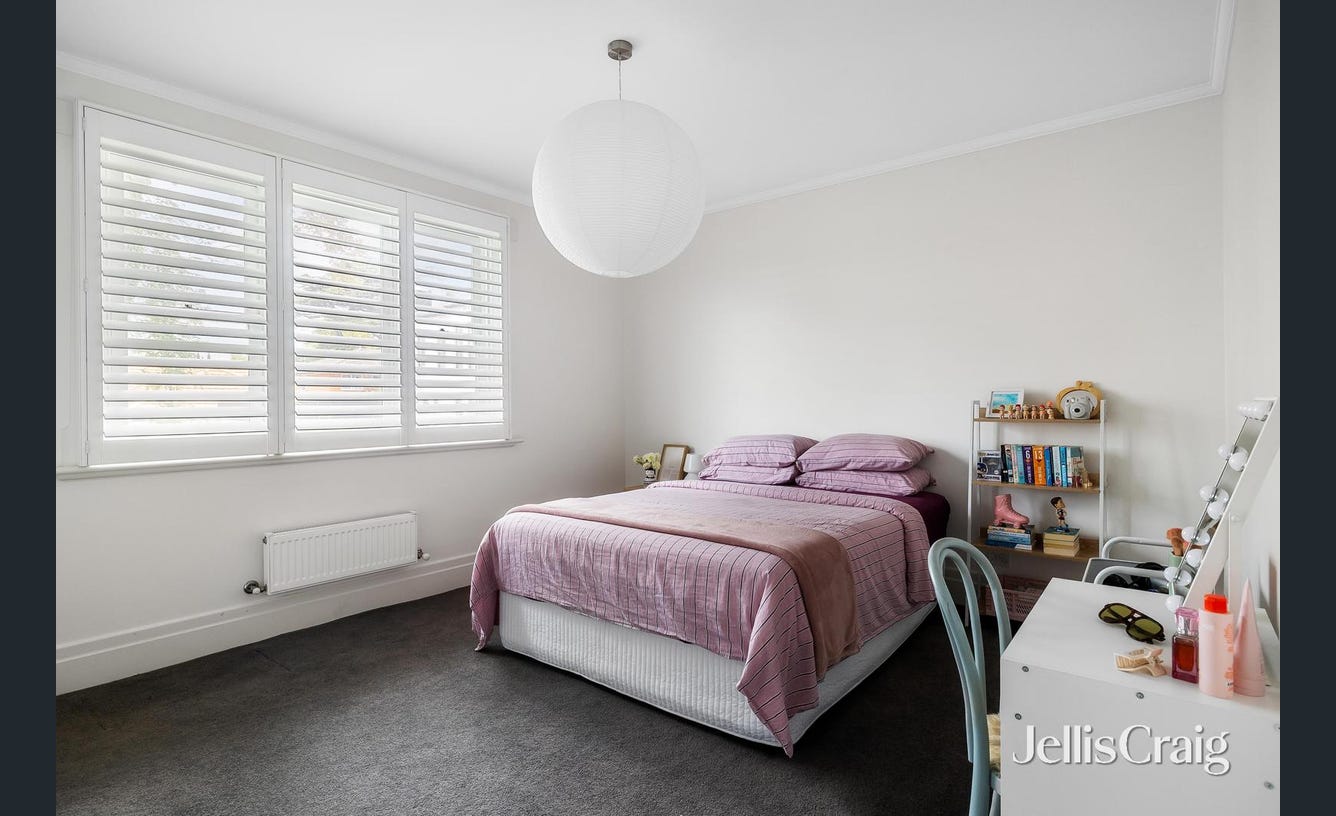 9 Kerferd Street, Malvern East
