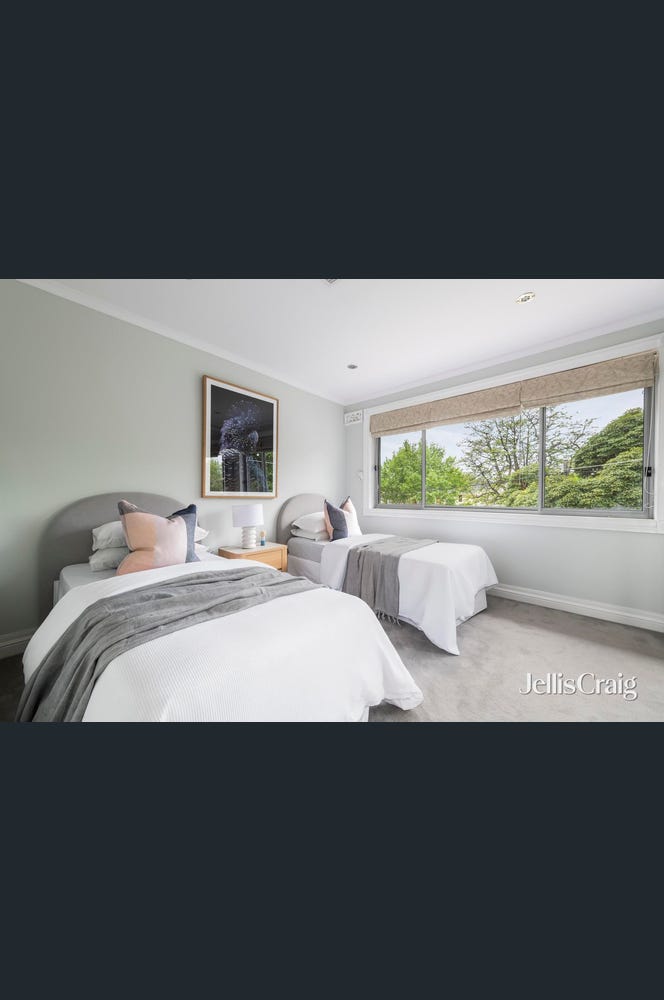 9 Thomas Street, Kew