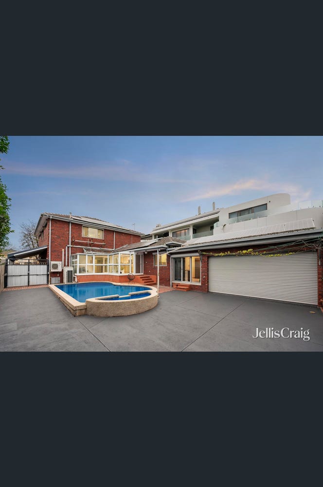 9 Thomas Street, Kew