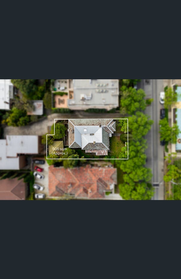 9 Washington Street, Toorak