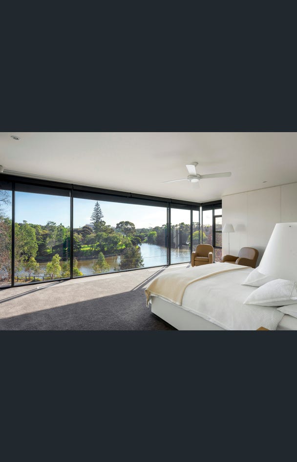 9 Winifred Crescent, Toorak