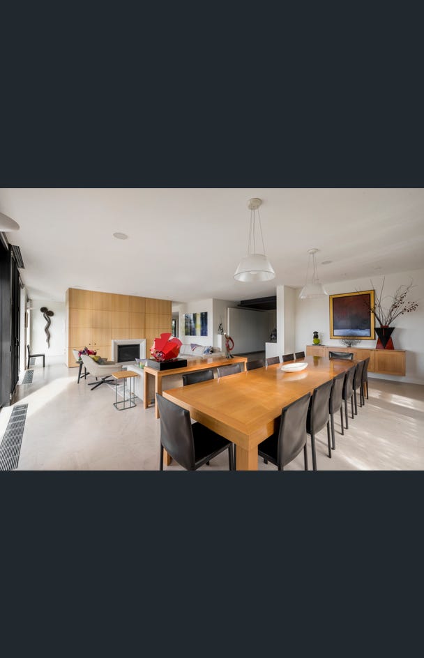 9 Winifred Crescent, Toorak